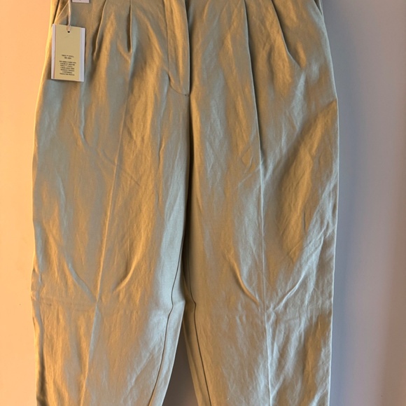 Aritzia sage green wide leg linen Pants - Picture 5 of 7
